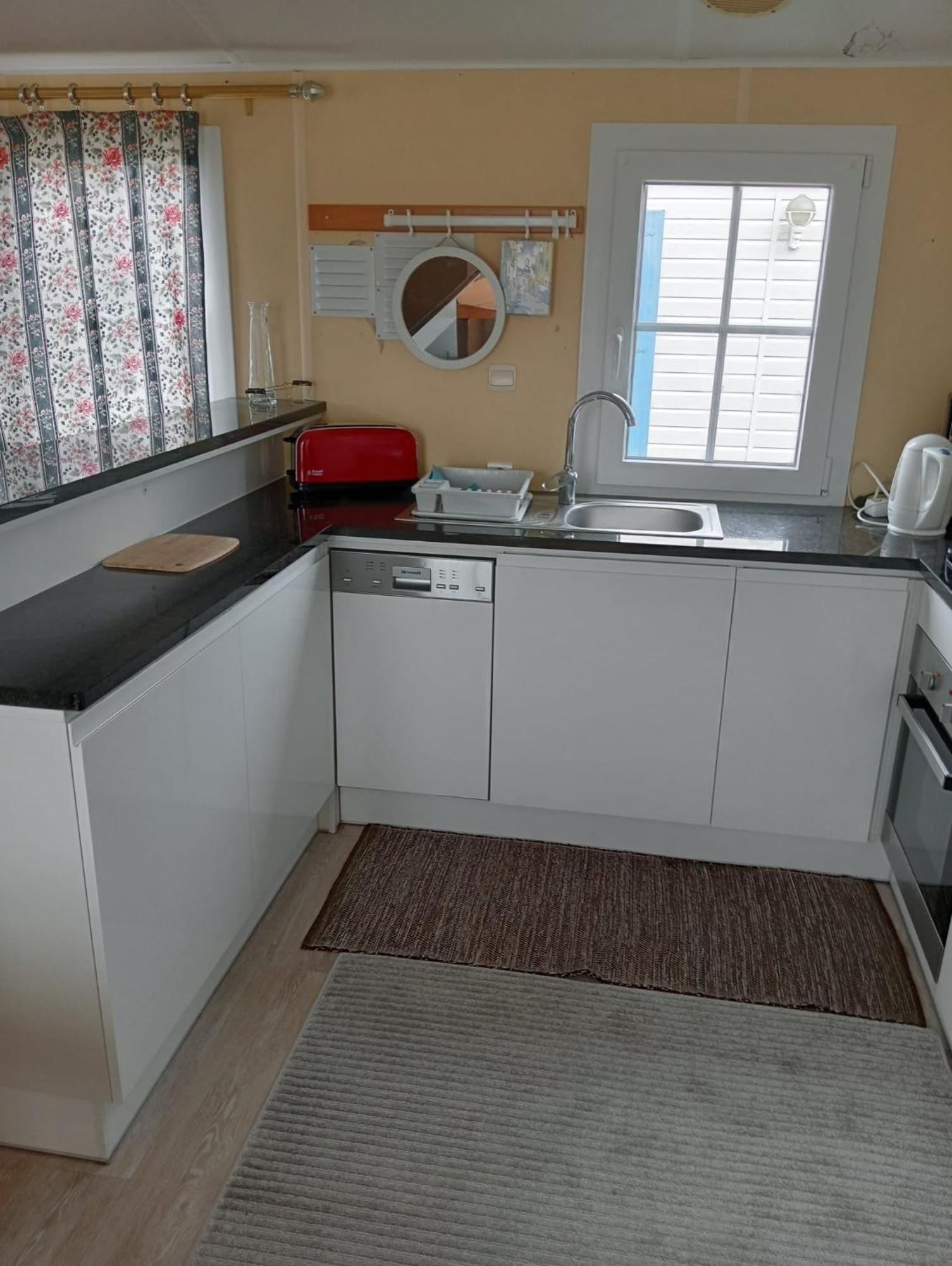 Bungalow Au Bord De La Piscine 4 Pers 5A Burinhosa Exteriör bild